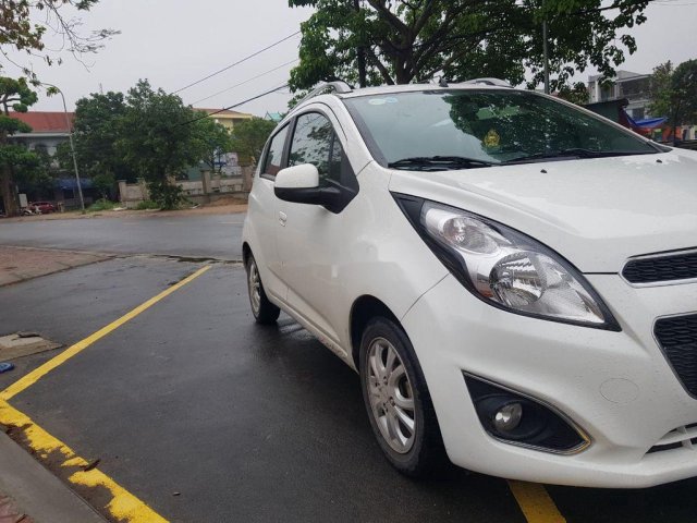 Bán Chevrolet Spark đời 2014, màu trắng chính chủ