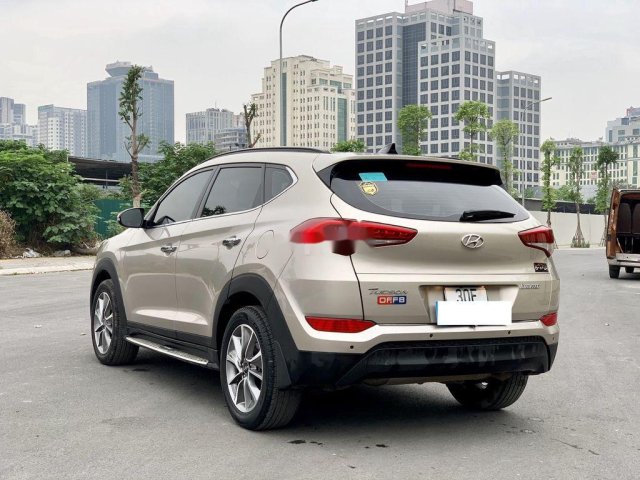 Cần bán xe Hyundai Tucson sản xuất năm 2018 còn mới