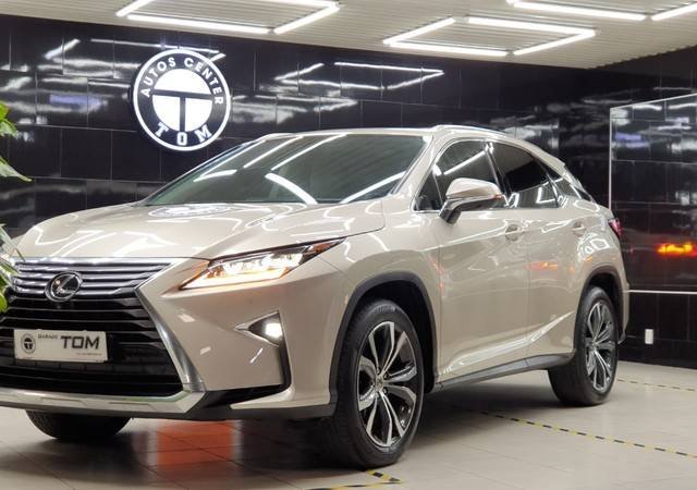 2017 Lexus RX350 F Sport quick take Spicing up a family crossover