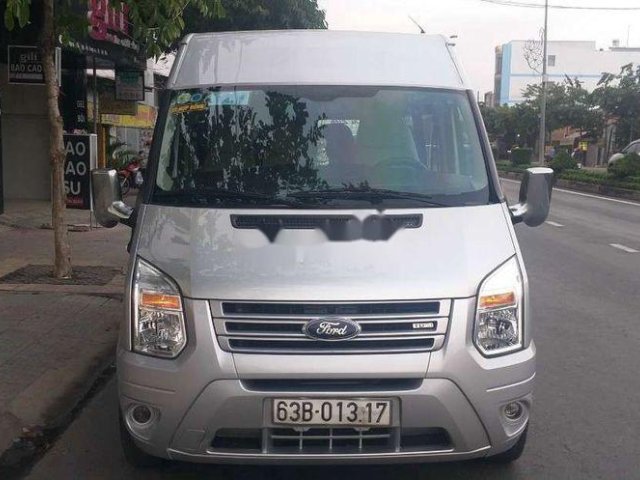 Cần bán gấp Ford Transit LX sản xuất năm 2016, màu bạc xe gia đình, 375tr