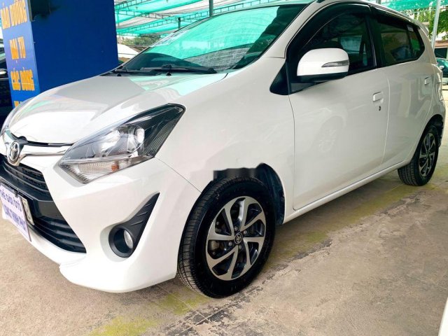 Cần bán gấp Toyota Wigo 2018, màu trắng chính chủ0