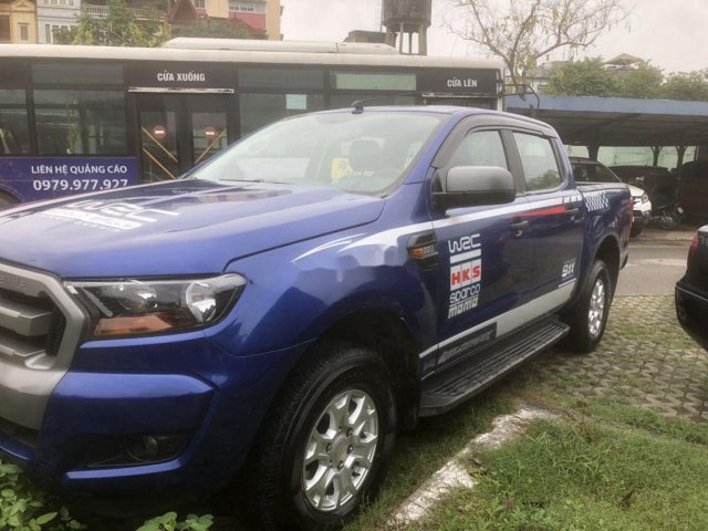 Cần bán gấp Ford Ranger sản xuất năm 2015, màu xanh lam