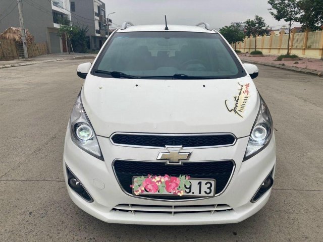 Cần bán gấp Chevrolet Spark sản xuất 2014 còn mới, giá 237tr