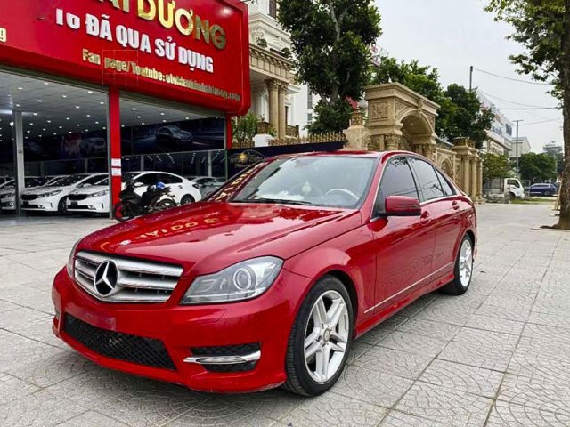 Cần bán lại xe Mercedes C300 AMG sản xuất năm 2012, màu đỏ0