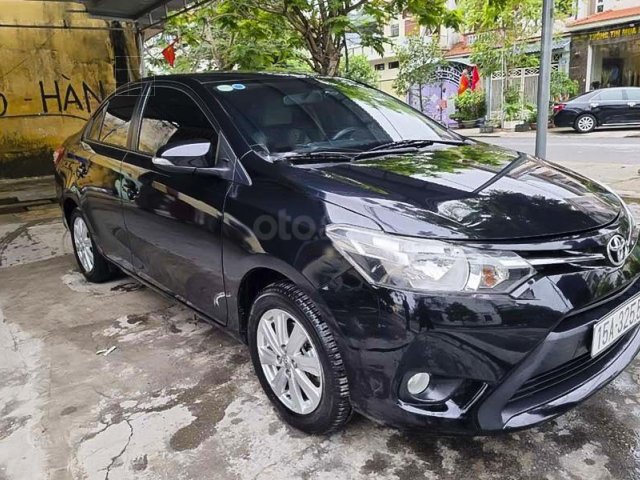 Bán xe Toyota Vios E năm 2017, màu đen còn mới0