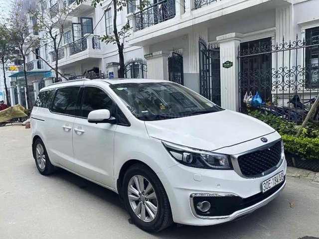 Cần bán xe Kia Sedona 3.3 Premium năm 2016, màu trắng, giá 735tr0