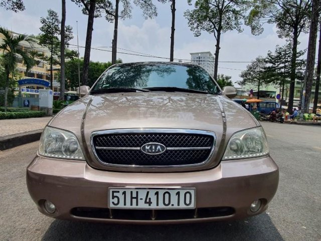 Bán ô tô Kia Carnival năm 2009 mới 80%0