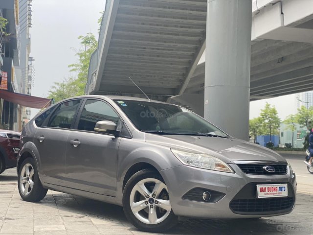 Ford Focus 1.8 Classic sản xuất 2012