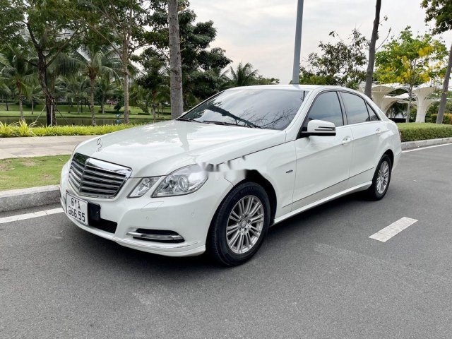 Cần bán lại xe Mercedes E class sản xuất 2012 còn mới