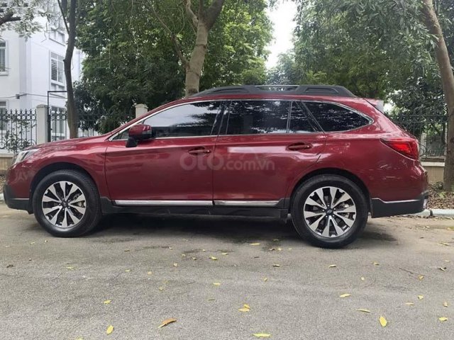 Cần bán Subaru Outback sản xuất 2015, màu đỏ, nhập khẩu nguyên chiếc chính chủ giá cạnh tranh0