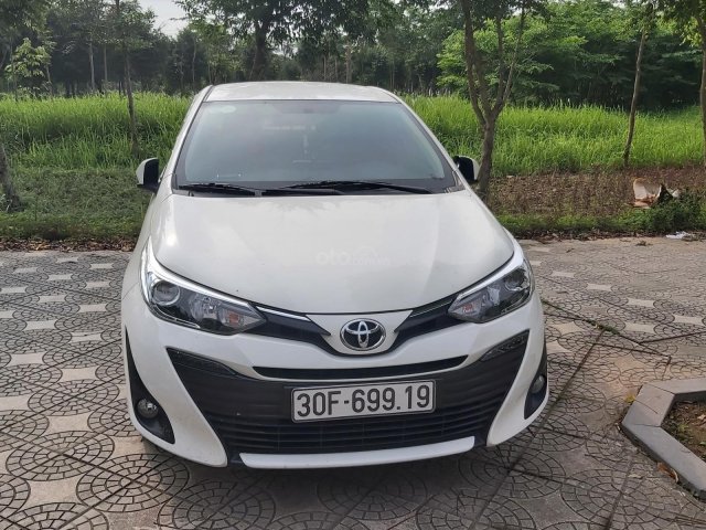 [ Chính chủ ] bán xe Toyota Vios 1.5G năm 2019, màu trắng còn mới, 540tr0