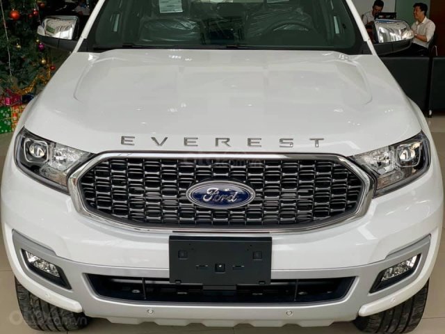 Ford Everest 2021 đủ màu giao ngay, giao xe toàn quốc, hỗ trợ vay ngân hàng 80% giá xe bao đậu hồ sơ0