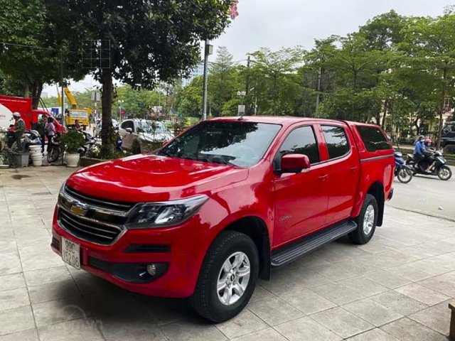 Cần bán xe Chevrolet Colorado sản xuất năm 2018, màu đỏ, nhập khẩu nguyên chiếc, giá tốt0