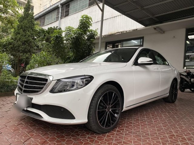 Mercedes C200 Exclusive 2021, siêu lướt duy nhất trên thị trường, nguyên bản không một tỳ vết dù là nhỏ nhất0