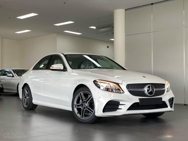 Mercedes C180 AMG 2021 - trả hàng tháng 5,5tr - trả trước 450tr