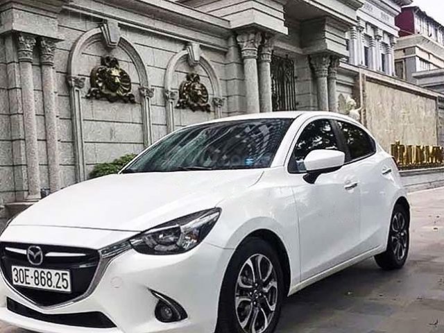 Bán ô tô Mazda 2 năm 2017, màu trắng, giá chỉ 470 triệu0