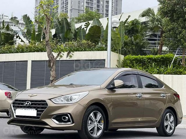 Cần bán gấp Hyundai Accent 1.4 AT đời 2019, màu nâu vàng, giá chỉ 530 triệu