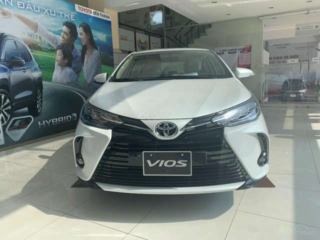 Mua xe Toyota Vios 2021 tặng 1 năm bảo hiểm, hỗ trợ trước bạ lên tới 15tr, trả góp chỉ từ 5.2tr/tháng