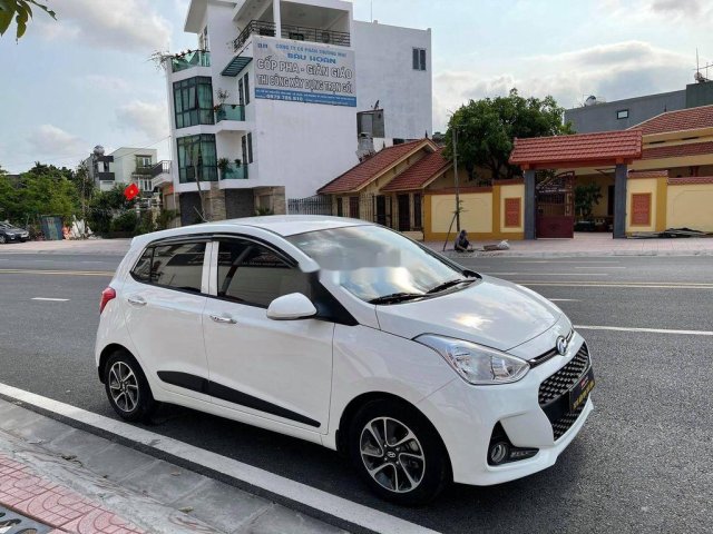 Cần bán lại xe Hyundai Grand i10 năm sản xuất 2019, 385tr