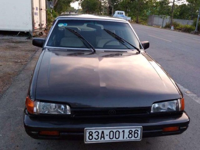 Cần bán xe Mazda 626 năm sản xuất 1986, nhập khẩu nguyên chiếc, giá tốt