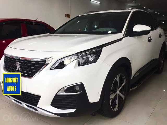 Cần bán xe Peugeot 3008 1.6AT năm sản xuất 2019, màu trắng 