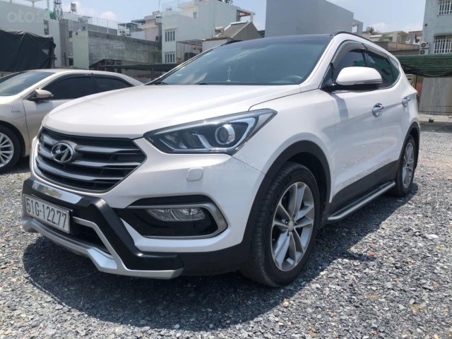 Bán ô tô Hyundai Santa Fe năm 2018, màu trắng0