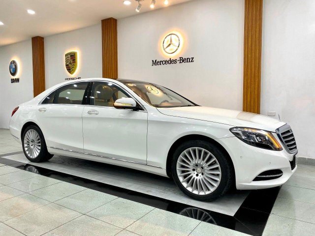 Cần bán lại xe Mercedes S500L 2017, màu trắng