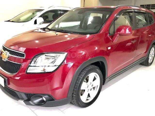 Cần bán gấp Chevrolet Orlando 2015, màu đỏ còn mới, giá tốt