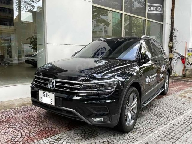 Bán xe Volkswagen Tiguan năm 2020, màu đen, nhập khẩu 0