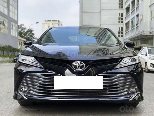 Bán xe Toyota Camry 2.5Q đời 2020, màu đen, nhập khẩu nguyên chiếc