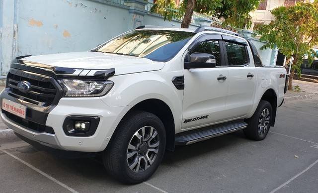 Bán xe Ford Ranger Wildtrak đời 2018, màu trắng, nhập khẩu số tự động, giá chỉ 486 triệu