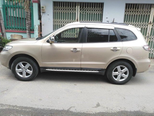 Cần bán Hyundai Santa Fe sản xuất năm 2008, xe nhập còn mới0