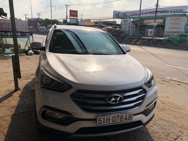 Bán xe Hyundai Santa Fe năm sản xuất 2017, nhập khẩu còn mới, 860 triệu