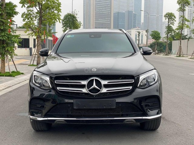 Xe Mercedes GLC300 sản xuất năm 20170