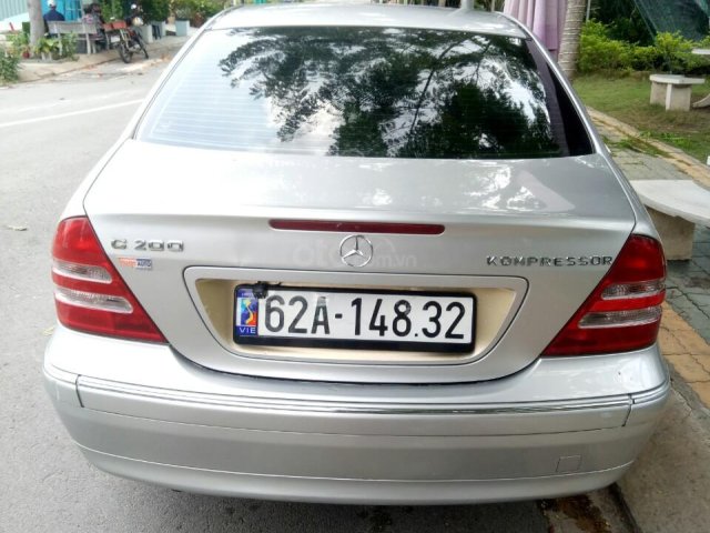 Bán Mercedes C200 sản xuất năm 2015, giá 320tr