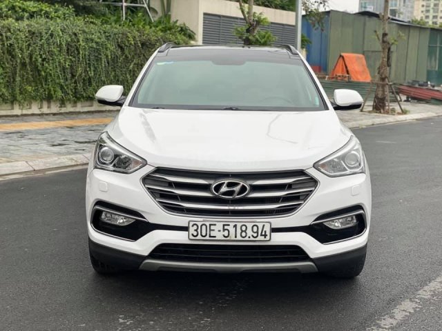 Bán nhanh giá thấp chiếc Hyundai Santa Fe 2.2 CRDi đời 2017