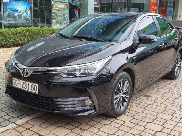 Bán Toyota Corolla Altis sản xuất năm 2018, màu đen còn mới giá cạnh tranh