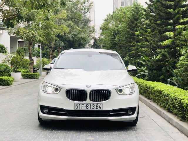 Cần bán gấp BMW 5 Series 528i GT năm sản xuất 2015, màu trắng, xe nhập0