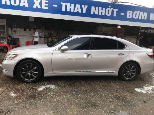 Bán xe Lexus LS năm sản xuất 2007, nhập khẩu còn mới0