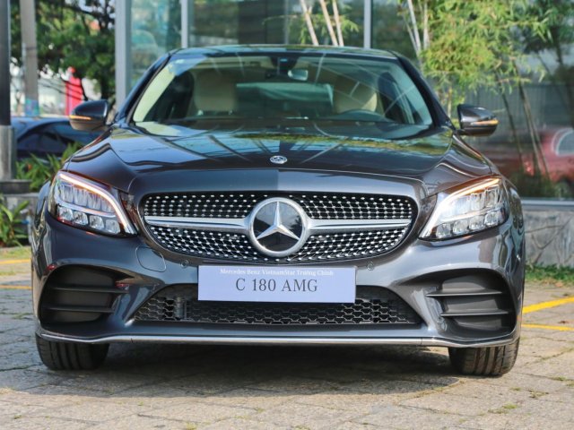 Mercedes-Benz C180 AMG new 2021 - xe giao ngay - đủ màu - tặng gói bảo hiểm cao cấp trọn vẹn cho 1 năm