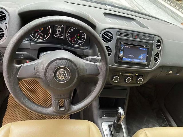 Cần bán xe Volkswagen Tiguan 2.0 AT đời 2013, màu đen, nhập khẩu 3