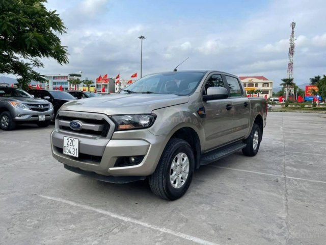 Bán gấp với giá ưu đãi chiếc Ford Ranger XLS 2017