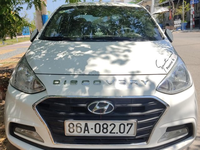 Hyundai Grand i10 2018 số sàn, trắng, đi 180.000km0