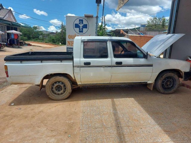 Xe Toyota Hilux sản xuất 1995, xe nhập