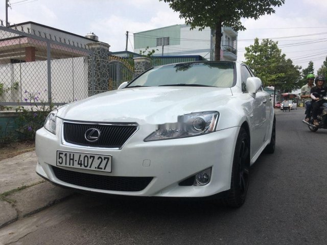 Bán ô tô Lexus IS năm 2006, nhập khẩu nguyên chiếc còn mới, giá chỉ 585 triệu