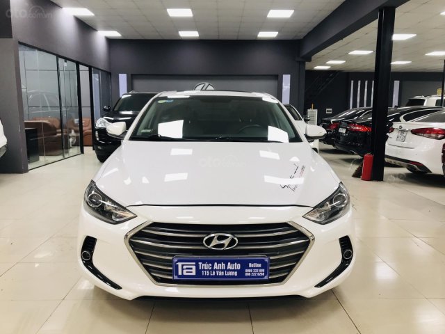 Hyundai Elantra GLS - model 2018 trắng kem cực mới0