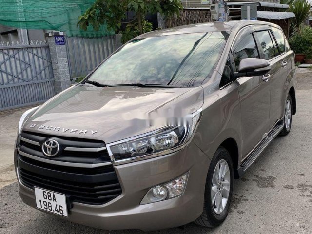 Xe Toyota Innova sản xuất 2017 còn mới