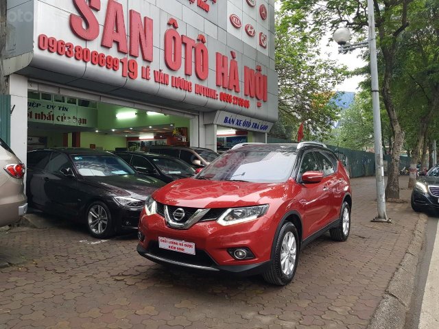 Sàn Ô Tô Hà Nội bán Nissan X trail 2.0 sản xuất 2017, lăn bánh năm 2018, xe màu đỏ, xe một chủ