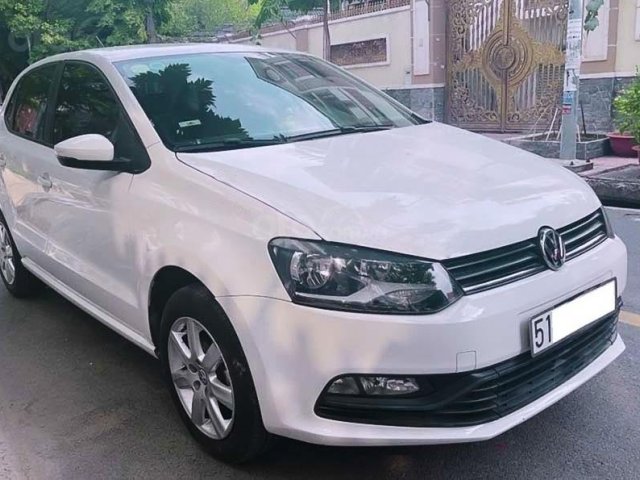 Cần bán Volkswagen Polo sản xuất 2017, màu trắng, nhập khẩu còn mới, giá 539tr0