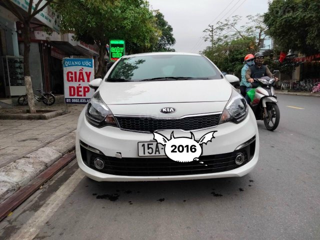 Bán Kia Rio 1.4AT 2016, xe chính chủ siêu lướt0